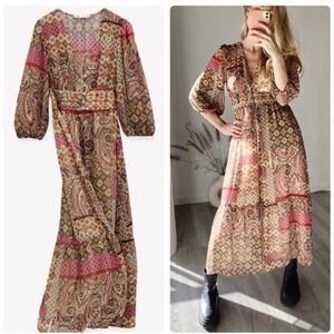 ZARA MULTICOLOURED PAISLEY PRINT MIDI DRESS in XS. Ref: 7902/182/330. Worn ONCE!